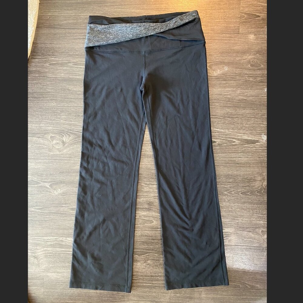 Lululemon Bootcut Pants (10)